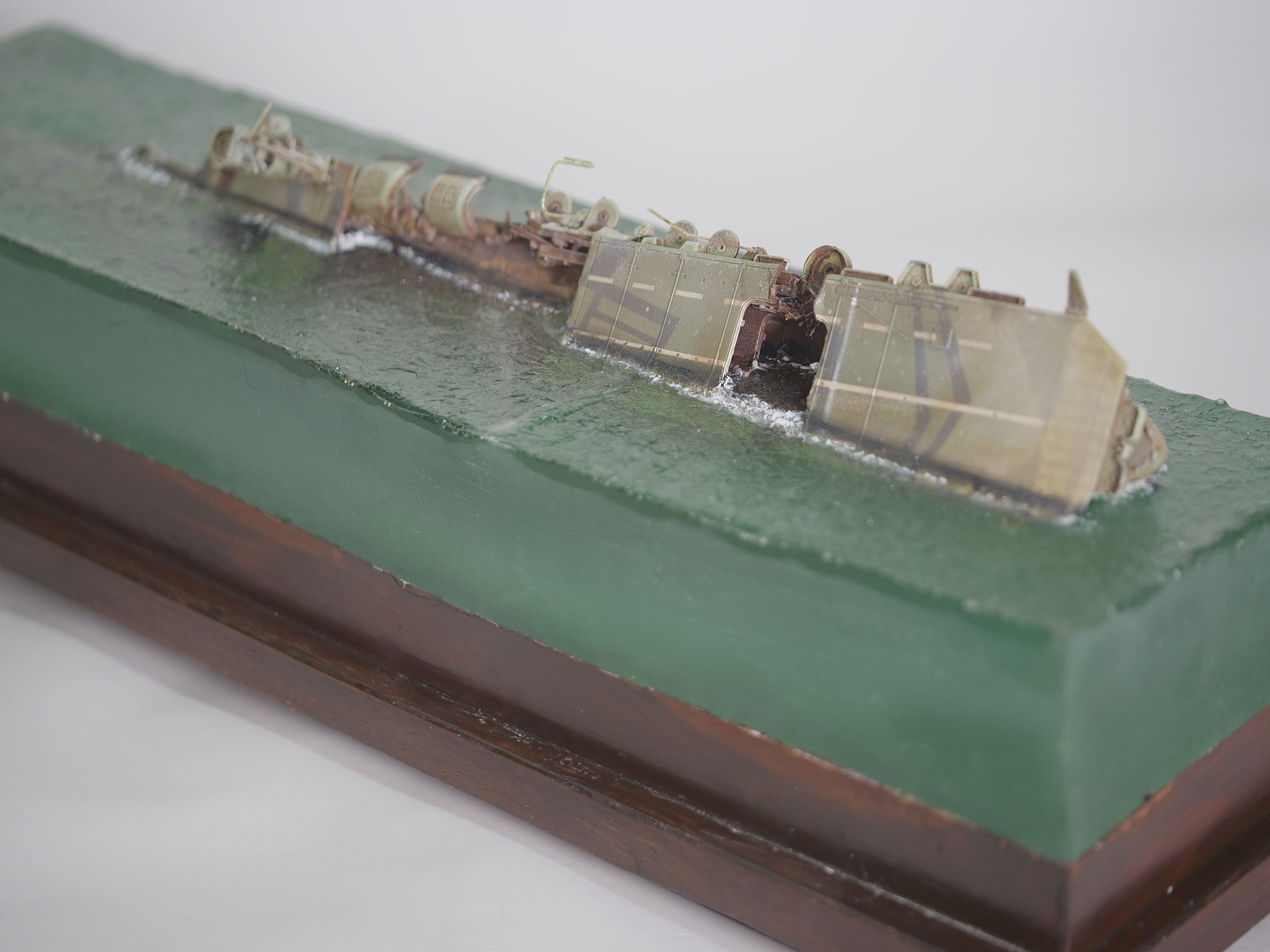 完成品 1/700 空母 天城 着底ジオラマ // IJN aircraft carrier AMAGI // 艦船模型 Amegraphy