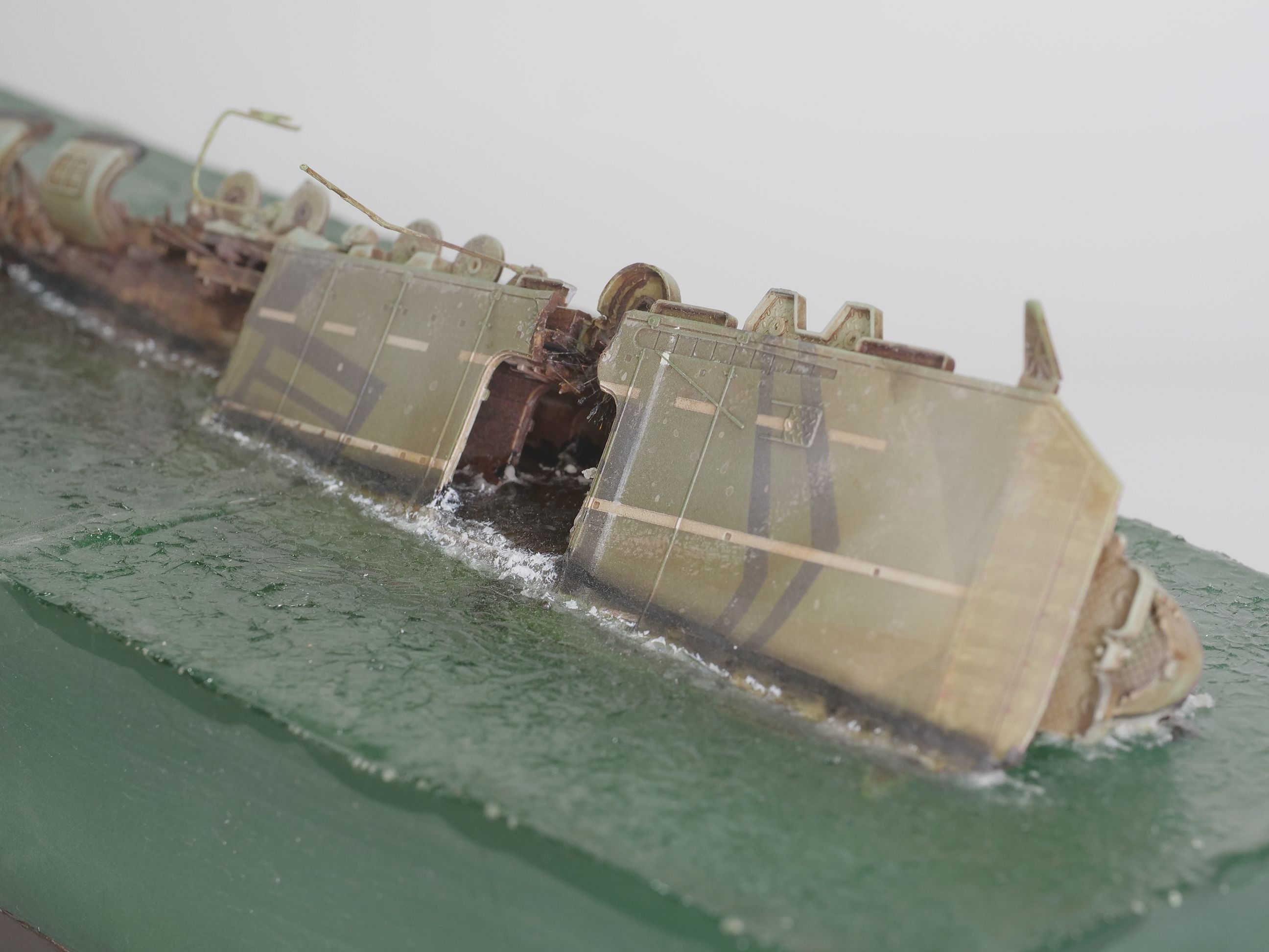 完成品 1/700 空母 天城 着底ジオラマ // IJN aircraft carrier AMAGI // 艦船模型 Amegraphy