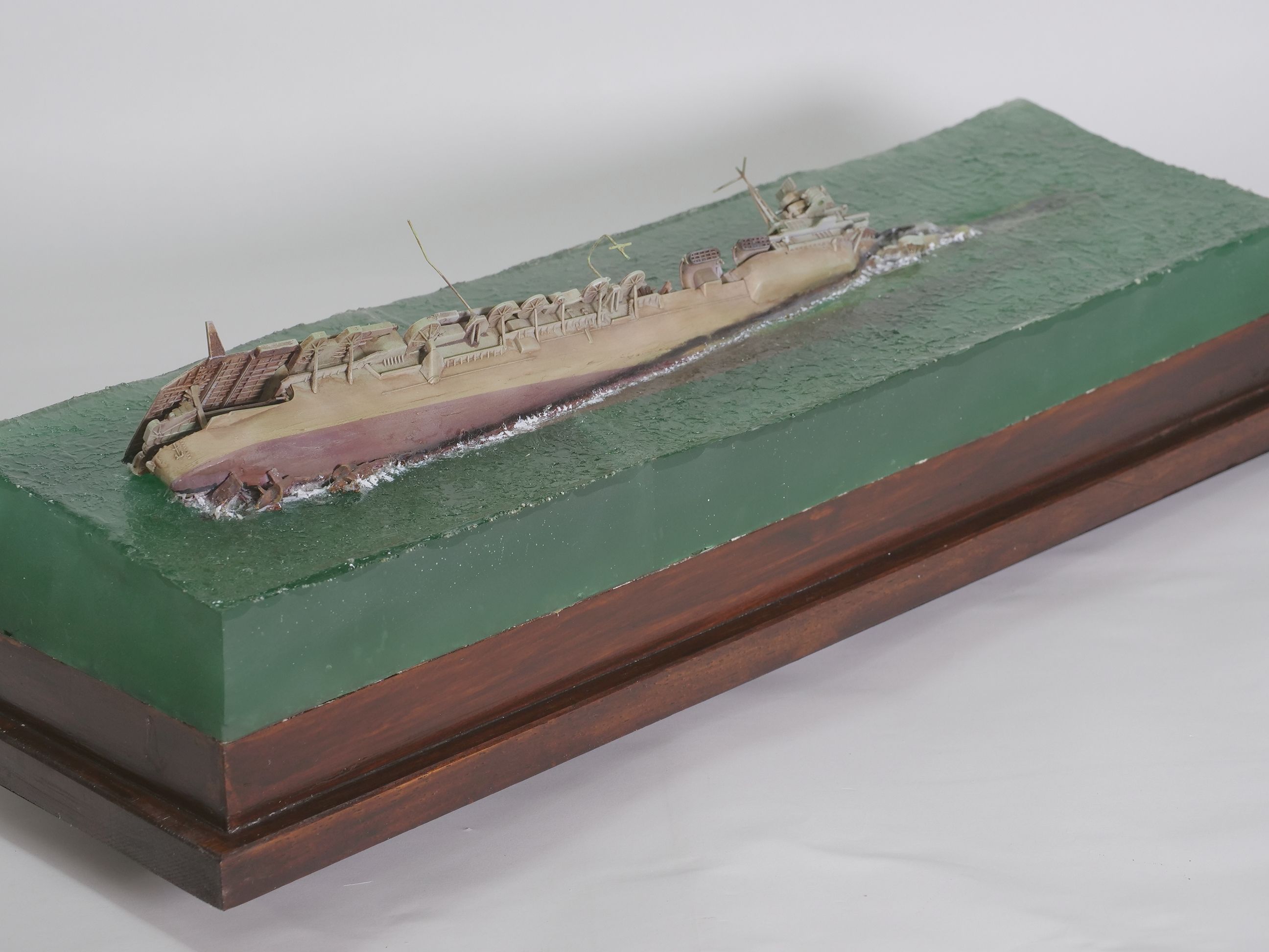 完成品 1/700 空母 天城 着底ジオラマ // IJN aircraft carrier AMAGI // 艦船模型 Amegraphy